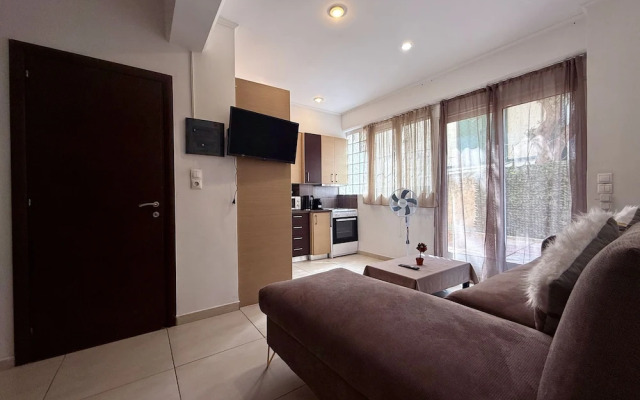 Alimos Cozy Apartment
