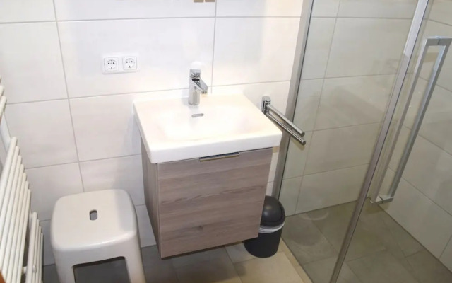 Peaceful Garden Apartment