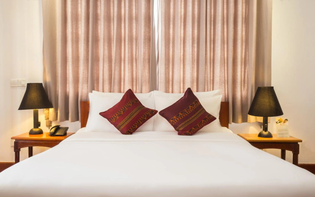 Apsara Centrepole Hotel