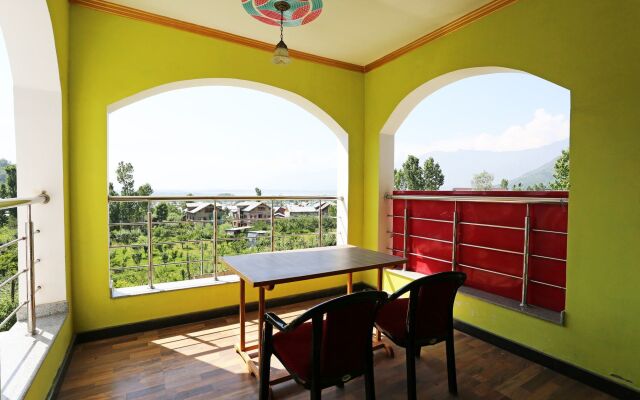 OYO 4484 Hotel EL Classics