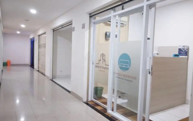 X-pressbedroom Riverview Cikarang