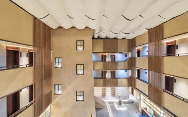 Rezen Retreat·Four Seasons Manju  Hotel (Jiuzhaigou Scenic Area)