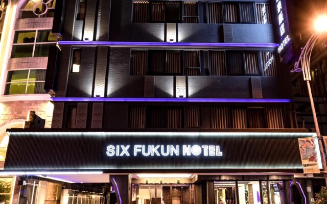Six Fukun Hotel