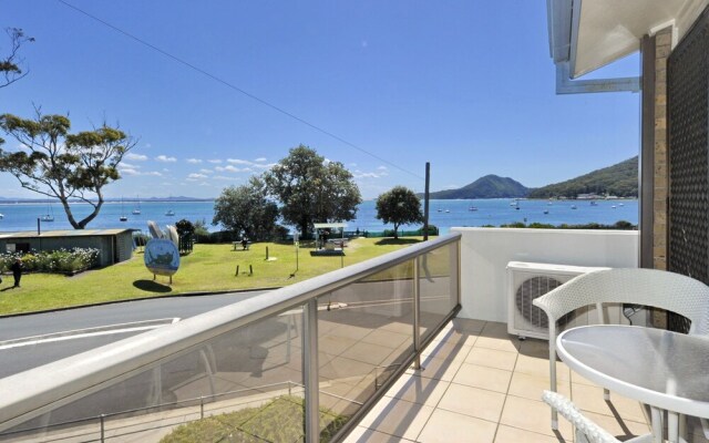 Fleetwood 7 - Shoal Bay