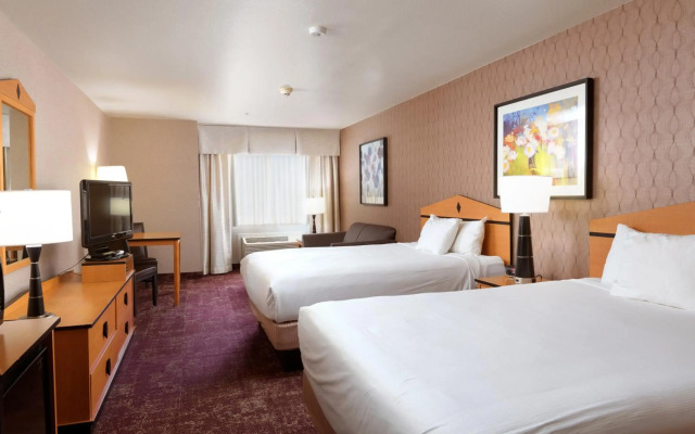 Crystal Inn Hotel & Suites West Valley City