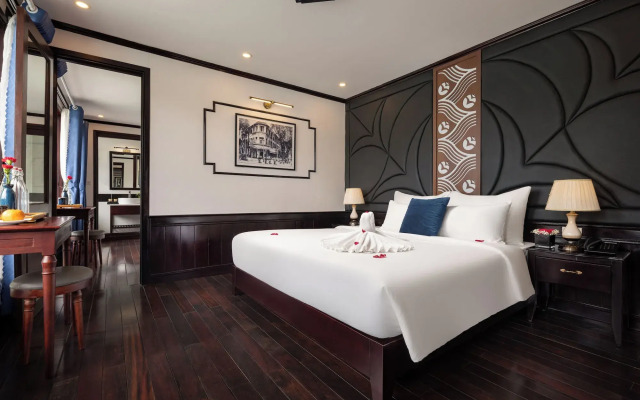 Rosa Cruise Halong