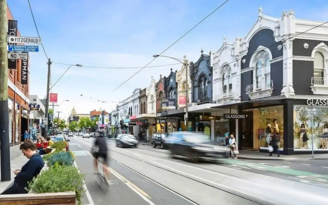 A Lovely 2BR Apt in the Heart of Chapel Street