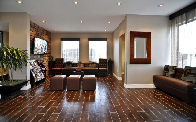 Best Western Plus Newark Airport West