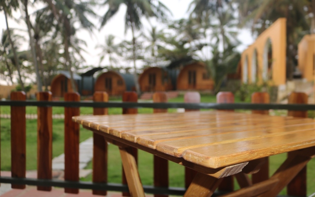 Vida Loca Resort & Sunset Beach