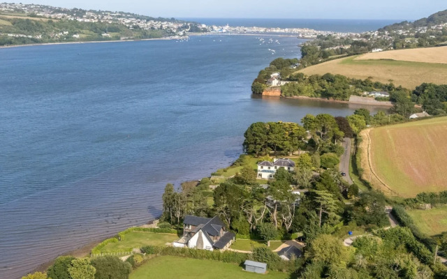 Gable View in Combeinteignhead