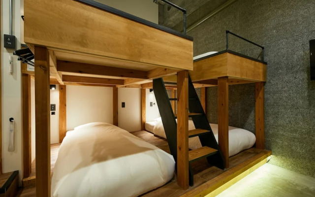 Mizuka Nakasu 7 Unmanned Hotel