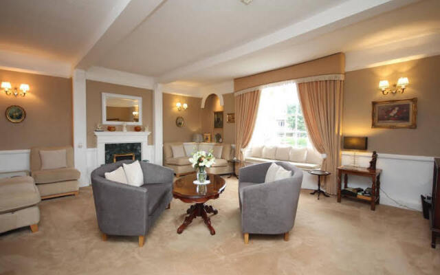 Alcombe House Hotel