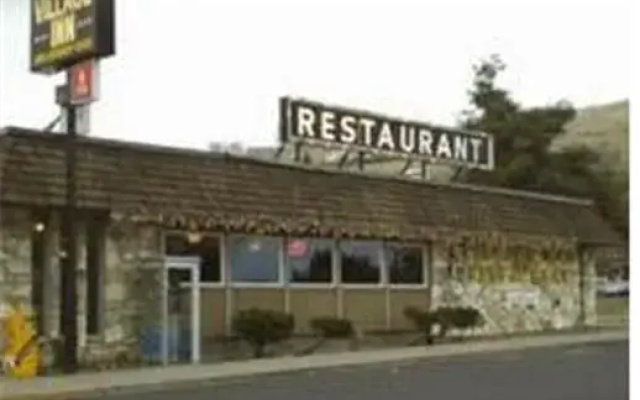 Village Inn