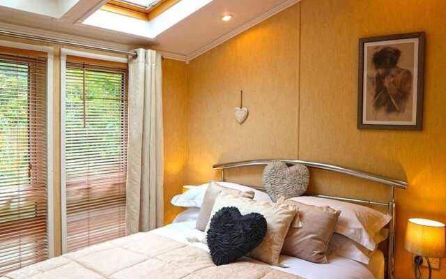 Melbury Lodge