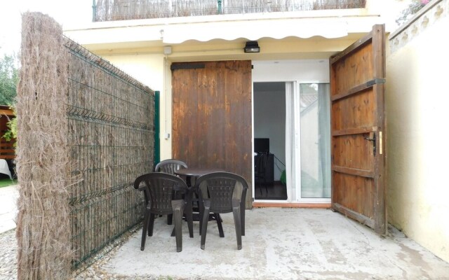 Studio in Castelldefels, With Wonderful City View, Furnished Garden an