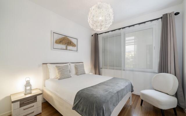 Amparo Delight by Madeira Sun Travel