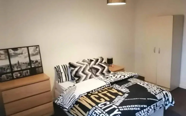 Alphabet Cozy Apartment