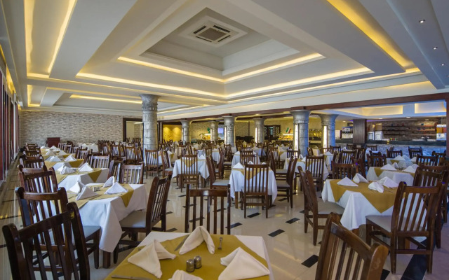 Mirage Bay Resort and Aqua Park
