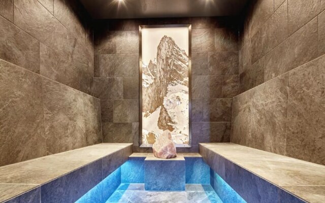 Hotel Berghof Crystal Spa & Sports