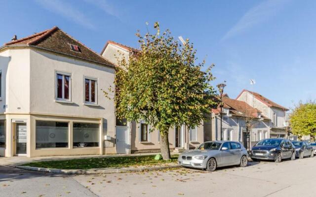 Appartement Arcis-sur-Aube, 4 pièces, 5 personnes - FR-1-543-78