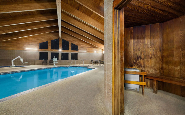 AmericInn by Wyndham Inver Grove Heights Minneapolis