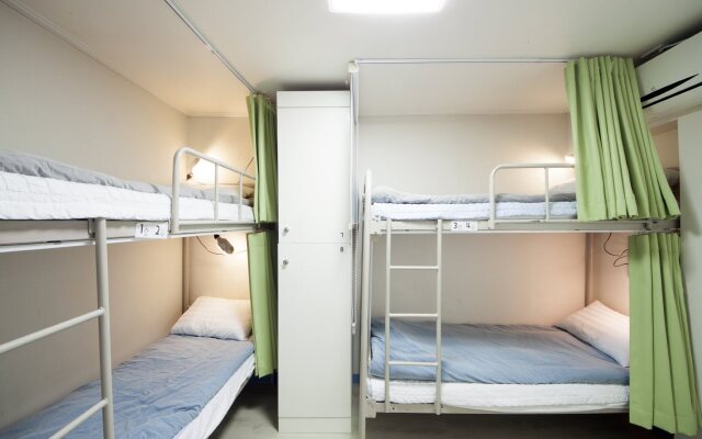 G Guesthouse Hongdae