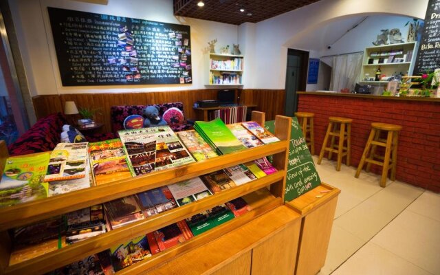 Yangshuo Show Biz Youth Hostel