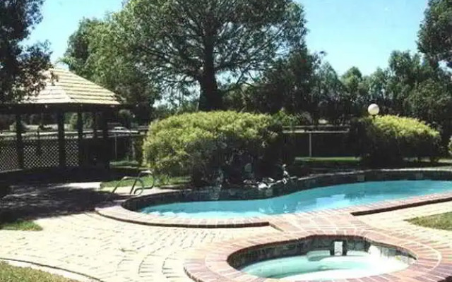 Quality Inn Overlander Homestead