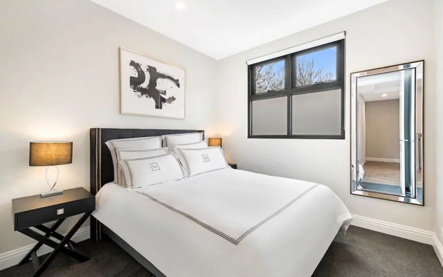 Manhattan Apartments - Caulfield North