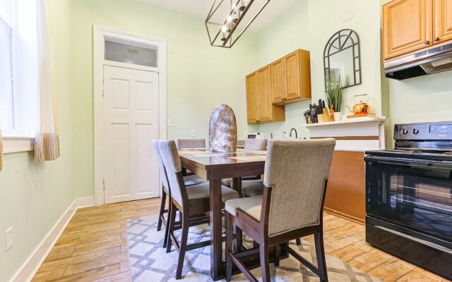 Charming Homes close to French Quarter