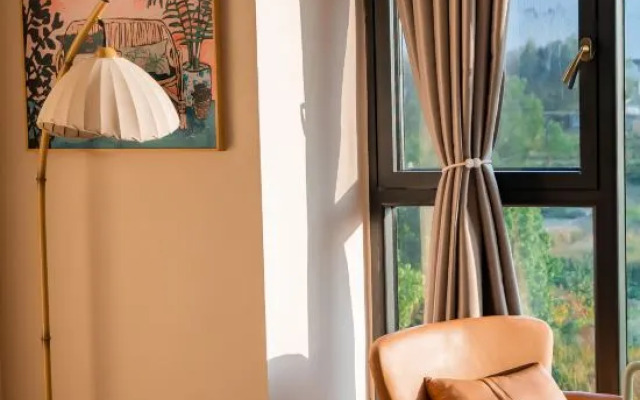 Jiuhuashan Alley An Yinmeisu