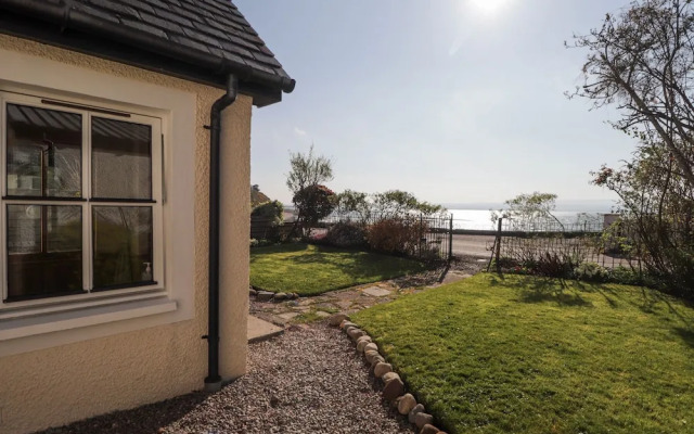 Fuchsia Cottage