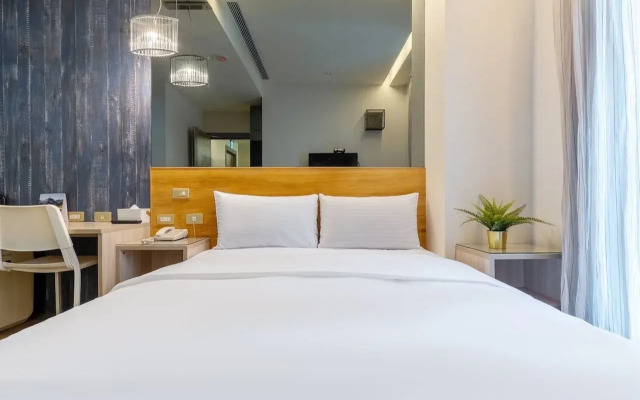 CHECK inn Express Taichung Fuxing Hall 2