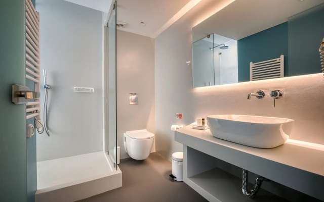 Athens Color Cube Luxury Apartments
