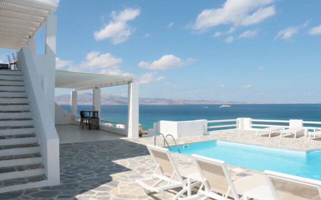 Apricot and Sea Luxury Villas