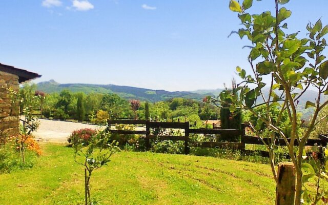 House With 4 Bedrooms in Ampuero, With Wonderful Mountain View and Enc