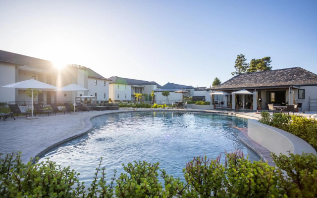 Pearl Valley Hotel by Mantis