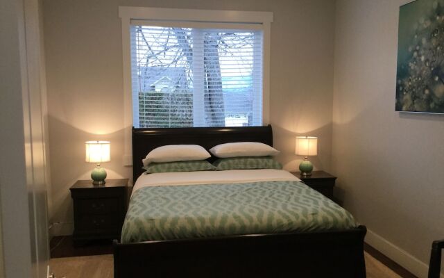 Chef's House Okanagan by Elevate Rooms