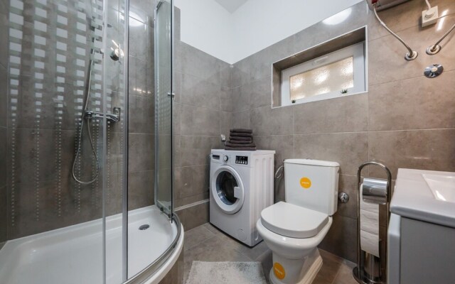 Luxury villa complex Pendolino with heated pool and jacuzzi