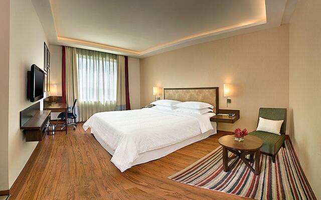 Four Points by Sheraton New Delhi, Airport Highway