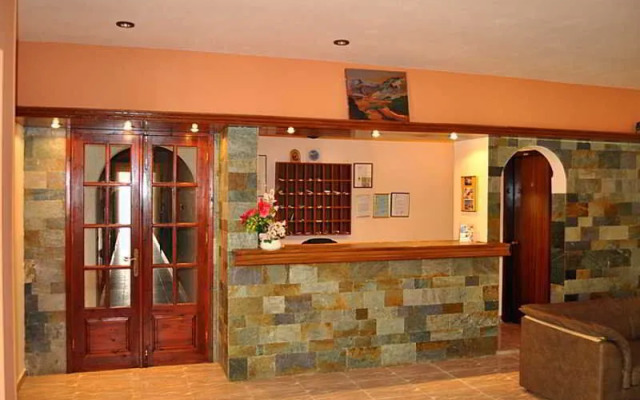 Karavos Hotel Apartments