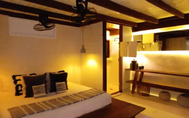 Amor Rooms