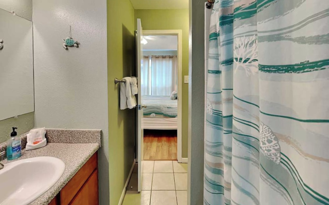 Sea Turtle by Ryson Vacation Rentals