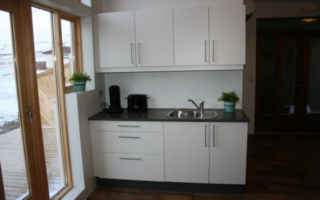 Óseyri Hlaðan -The Barn