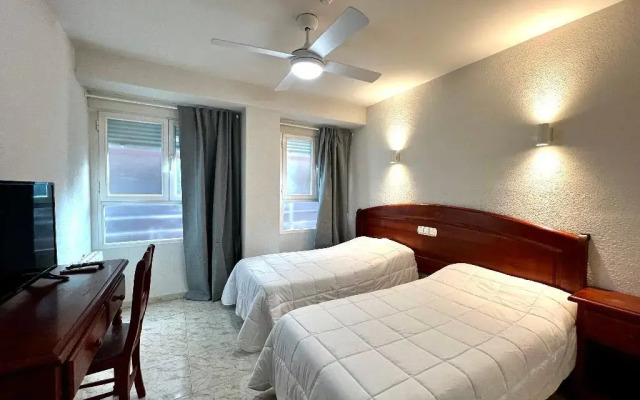 Hostal La Embajada