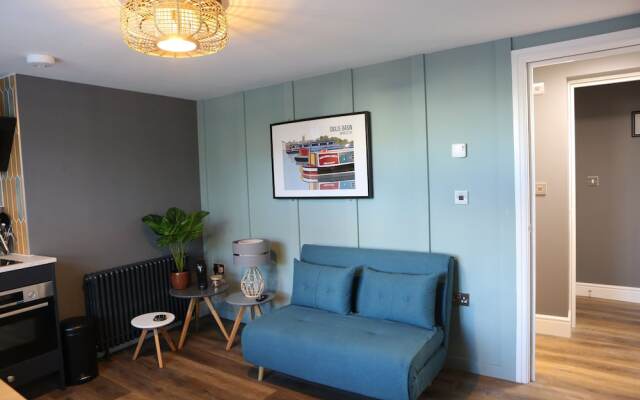 no.12 self check-in apartments