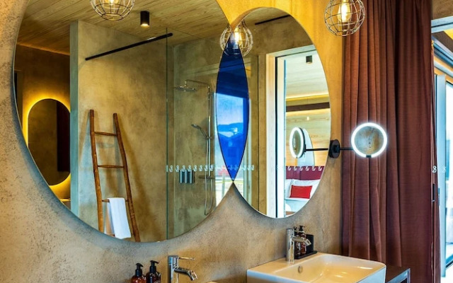 Saba Rock Resort
