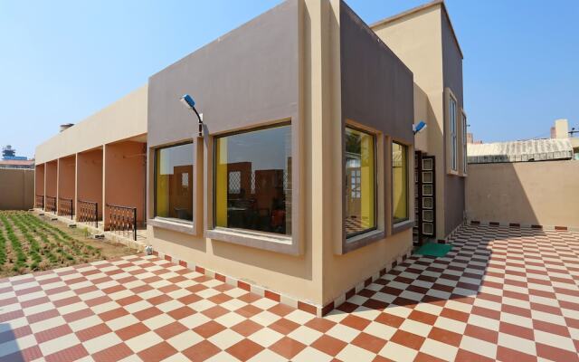 OYO 9958 Laxmi Resort
