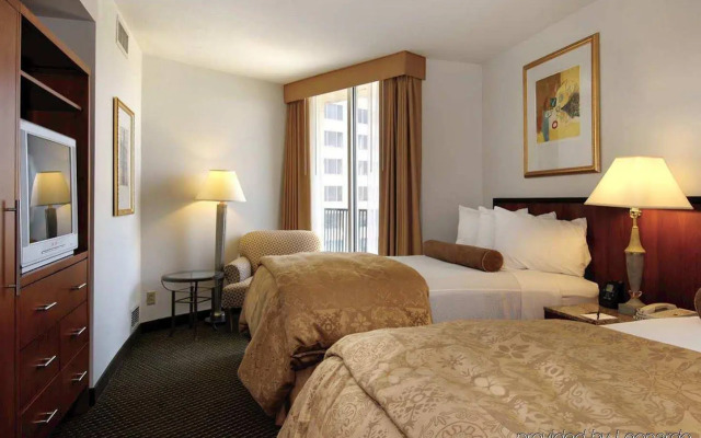 Embassy Suites Philadelphia Center City