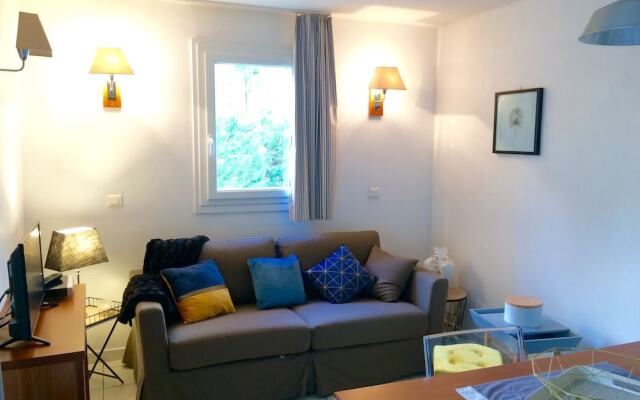 Carcans Au Coeur De La Pinède